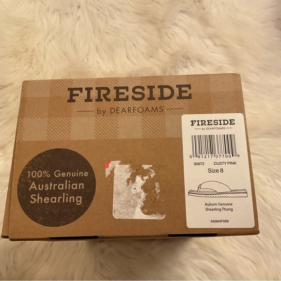 Fireside by Dearfoams Auburn Genuine Shearling Thong Slippers New in Box Size 8 - Picture 11 of 11